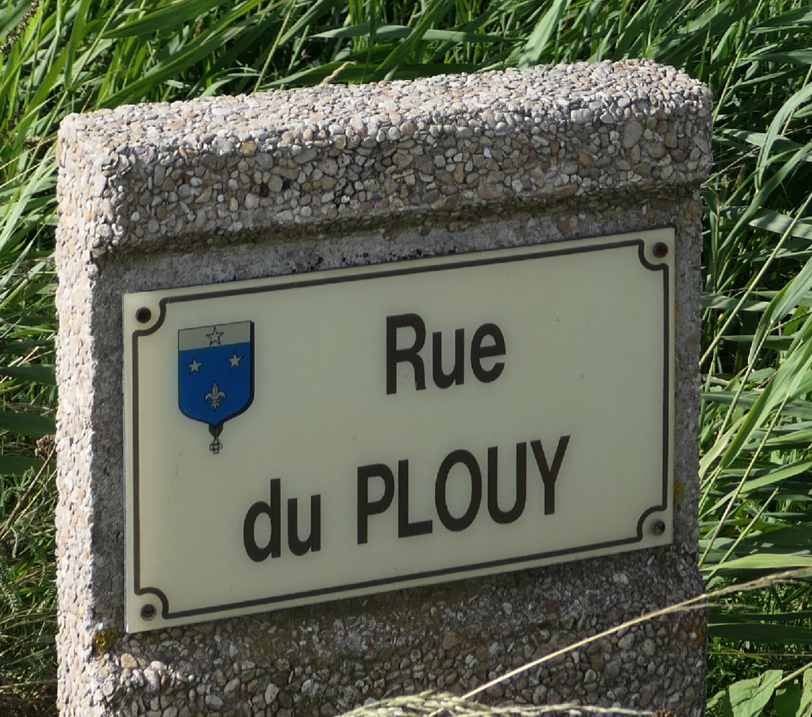 Rue Du Plouy in Hinges near Béthune, France
